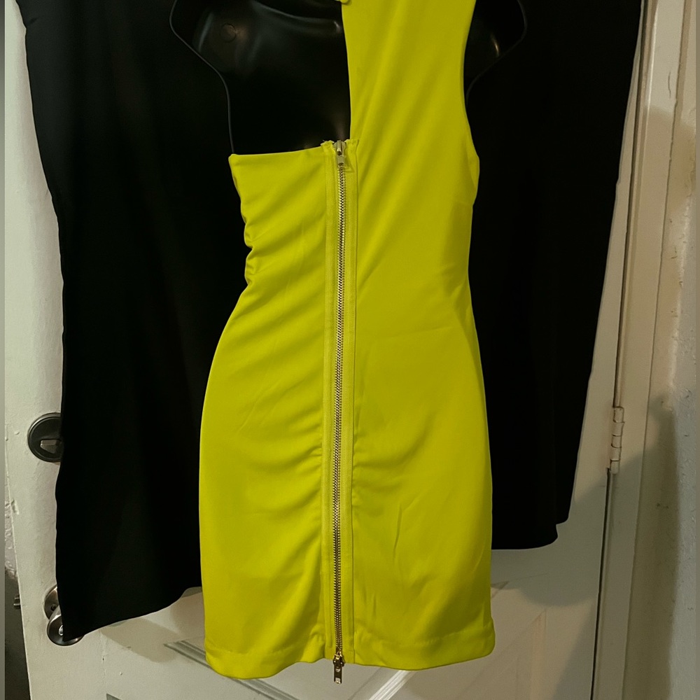 Mini Dress - Picture 4 of 4